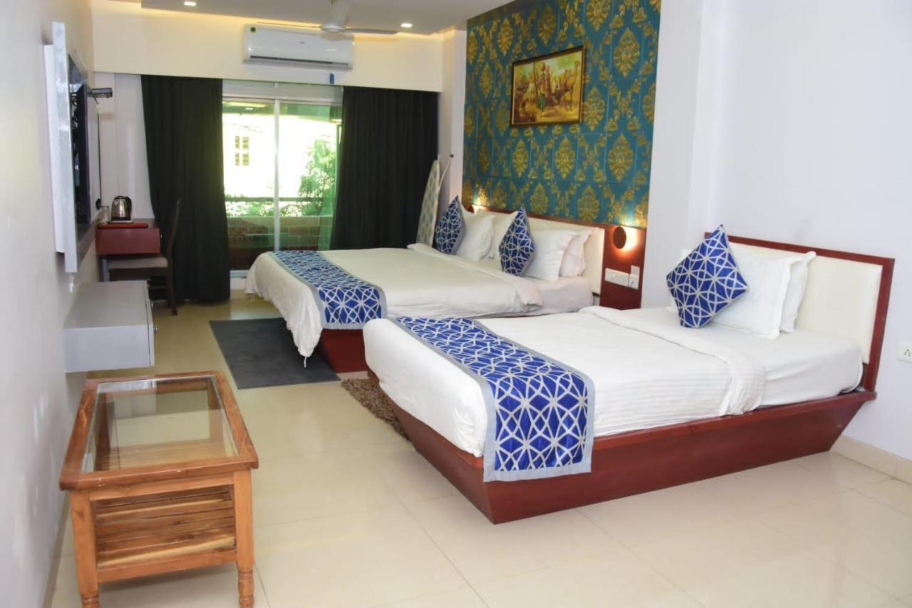 Hotel Shiv International Bhachau Экстерьер фото